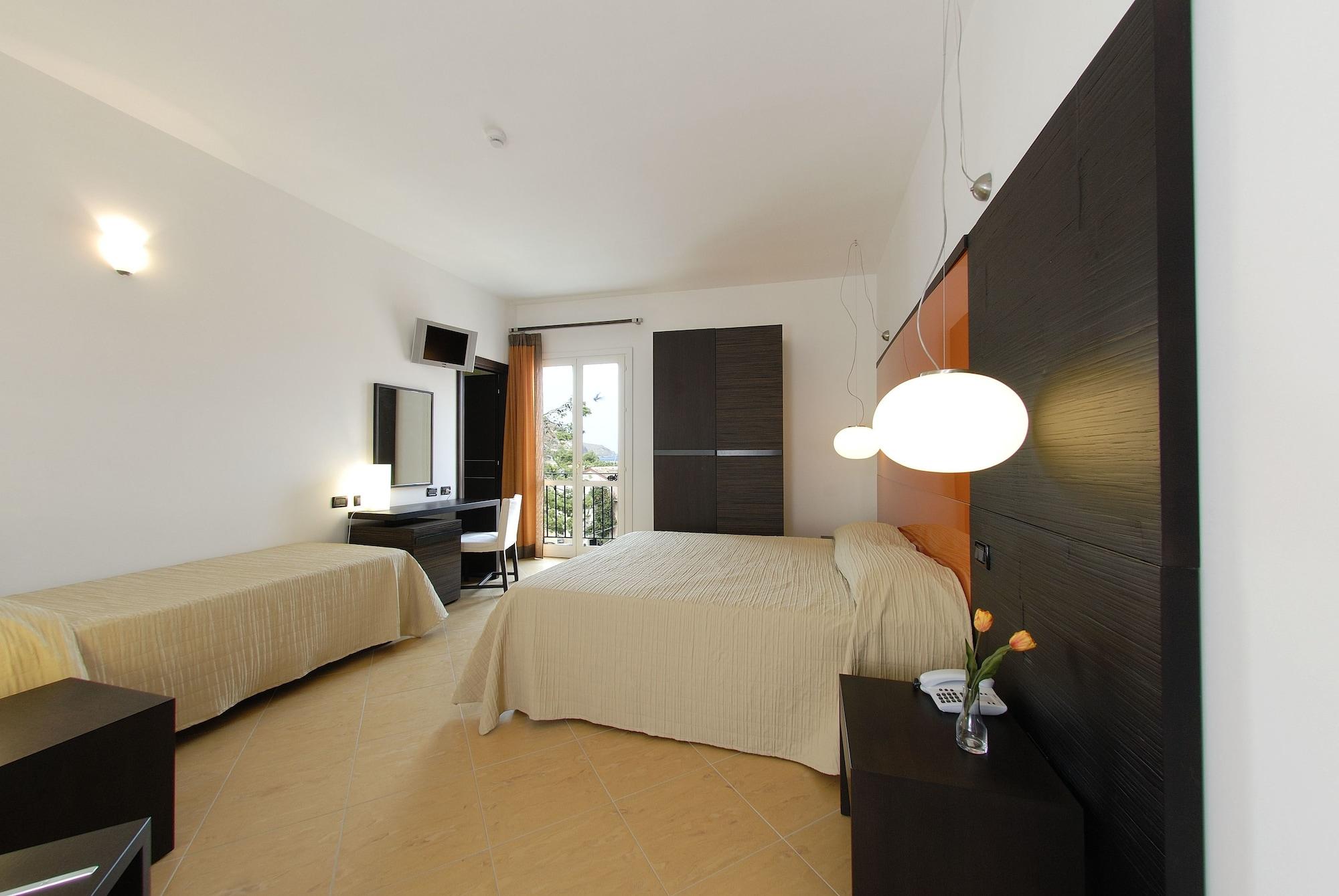 Cerri Hotel ตราปานี ภายนอก รูปภาพ