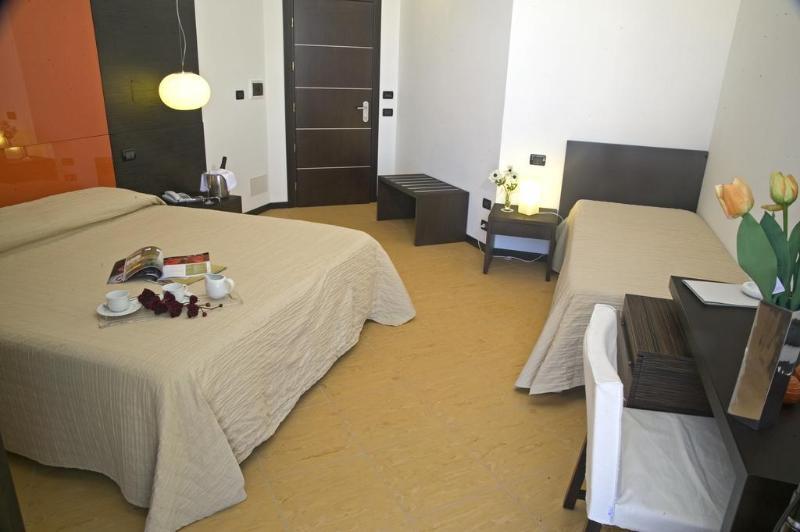 Cerri Hotel ตราปานี ภายนอก รูปภาพ