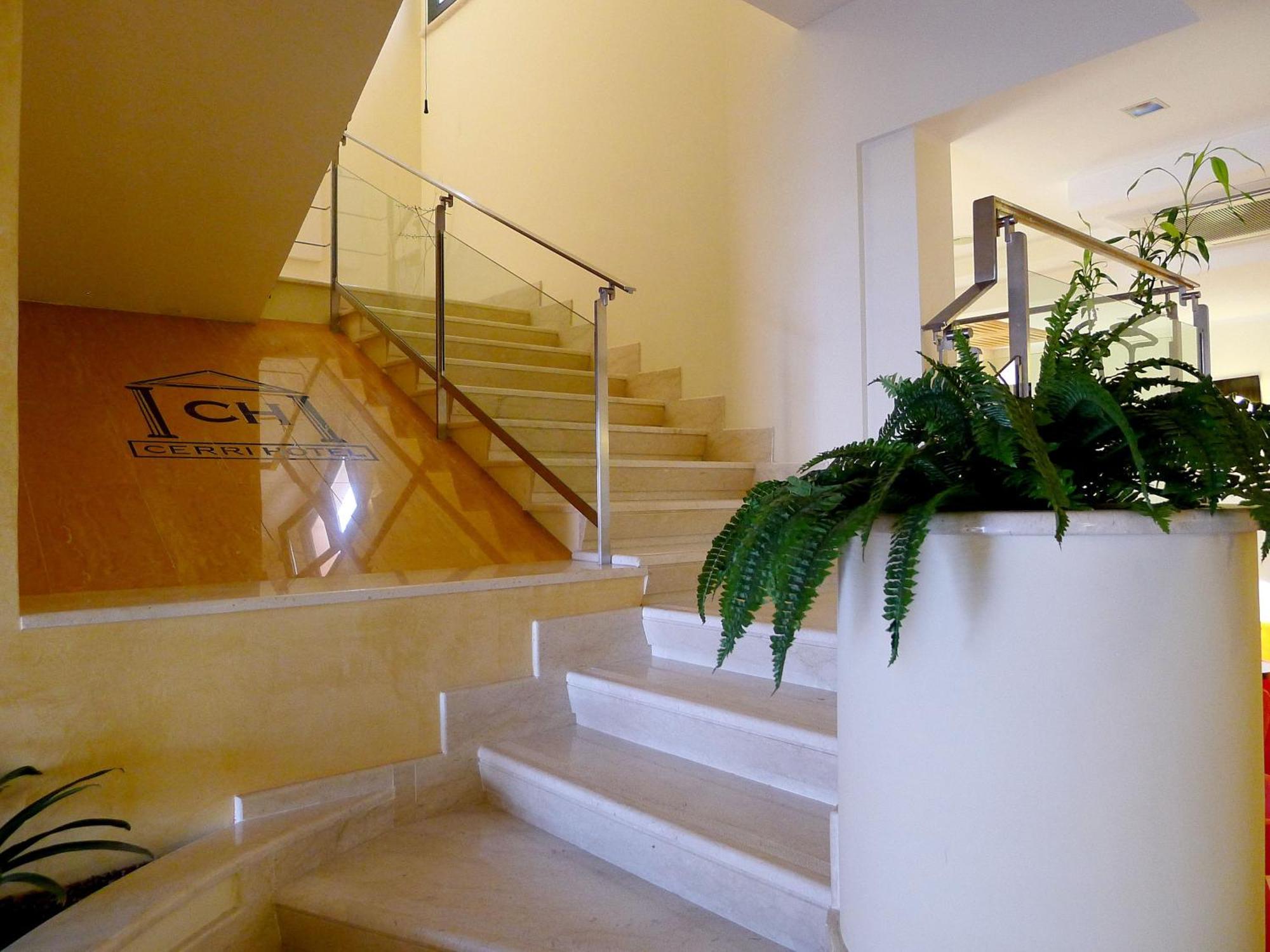 Cerri Hotel ตราปานี ภายนอก รูปภาพ